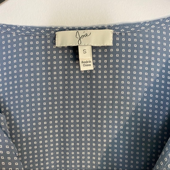JOIE Blue and White V-Neck Blouse Small - Picture 3 of 6